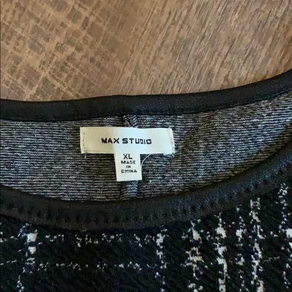 Max Studio Top w faux Leather trim  XL - Picture 4 of 6